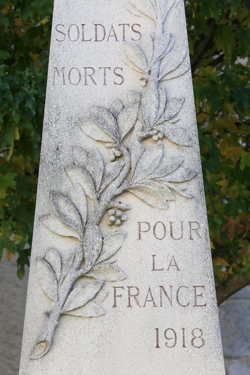 Oorlogsmonument. Guerard, Frankrijk door Unbekannt