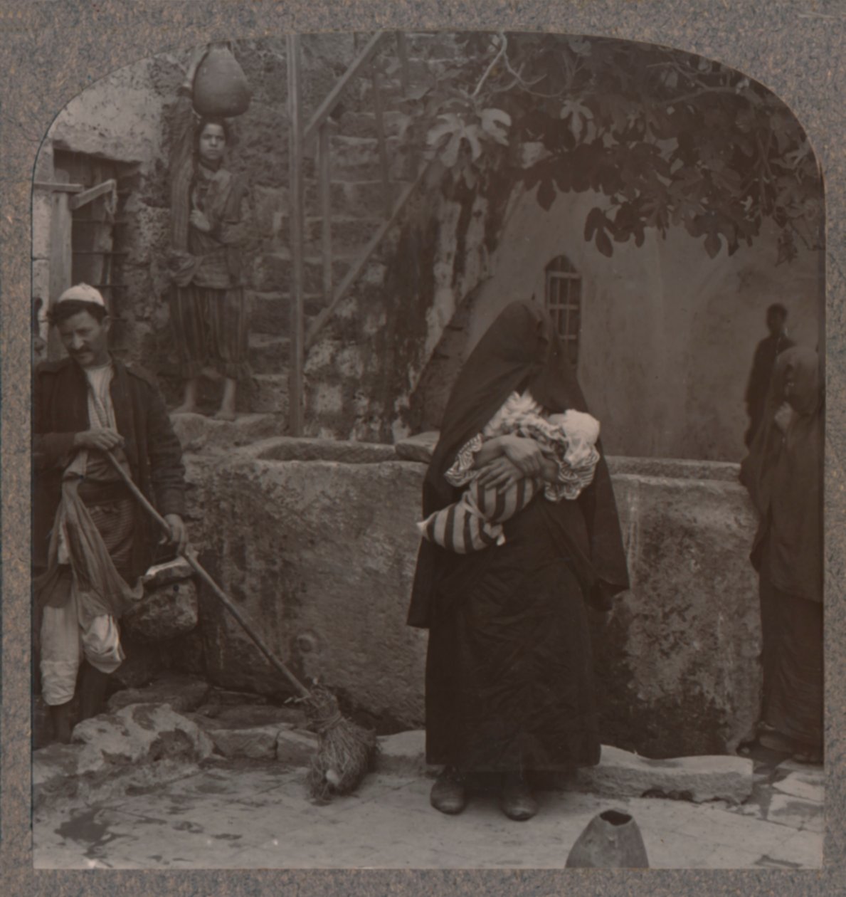 Bron bij Peters huis, Jaffa, ca. 1900 door Unbekannt