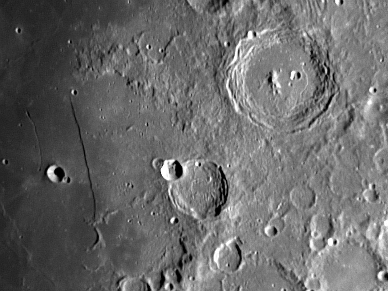 Arzachel en Rupus Recta kraters door Unbekannt