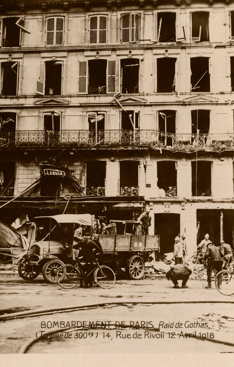 Bombardement op Parijs door Unbekannter Künstler
