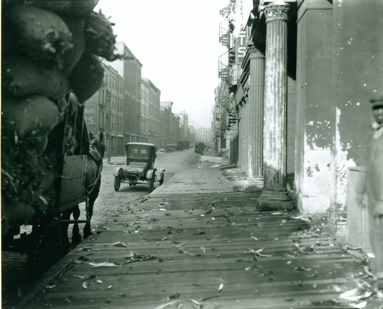 Hoofdstraat, Kijkend naar het Noorden over Market Street door Unknown