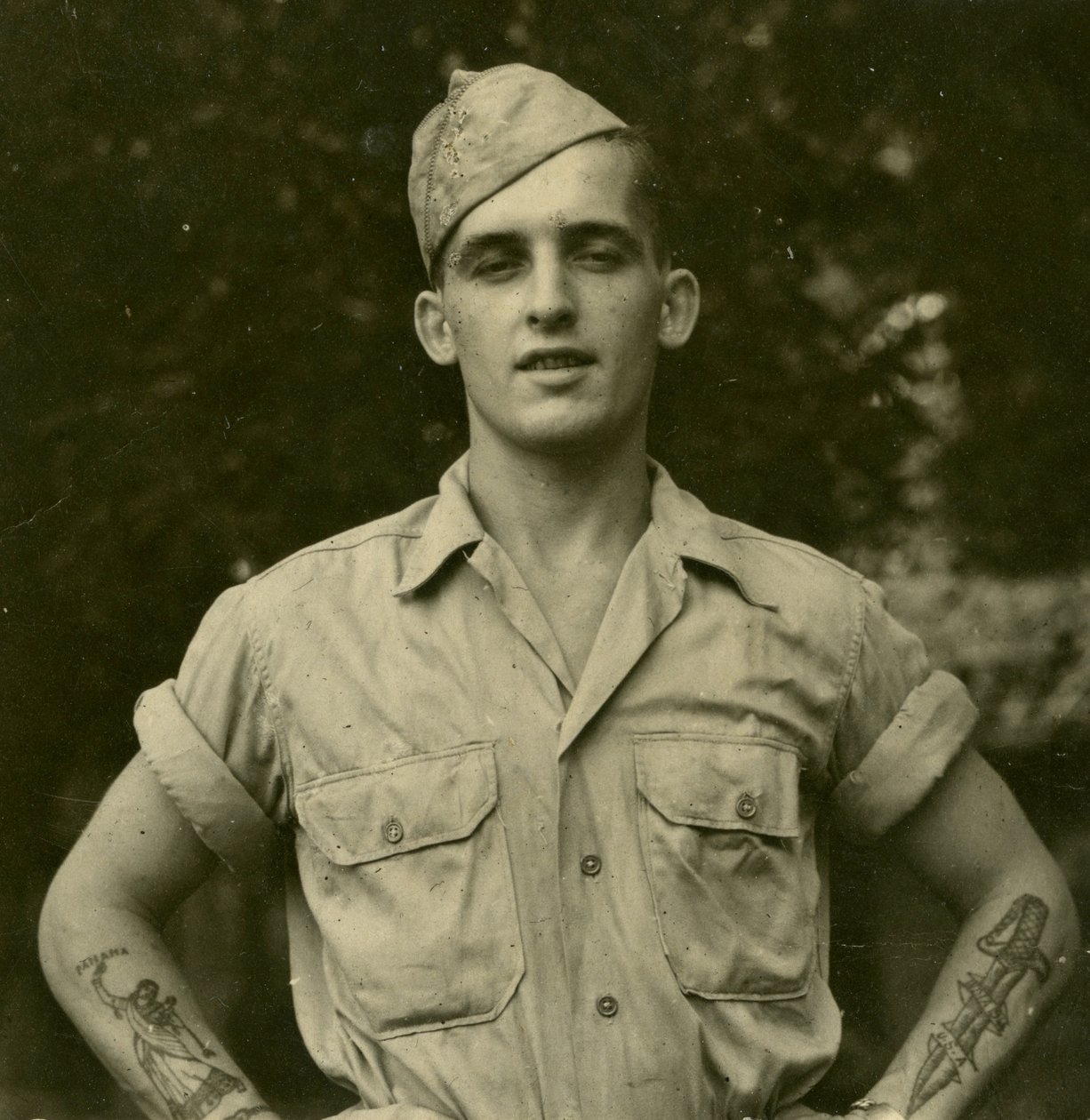 Getatoeëerde Amerikaanse soldaat, c.1941 door Unknown