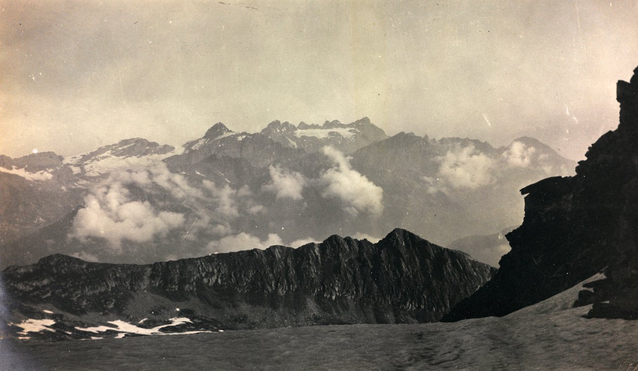 Alpenlandschap door Unknown photographer