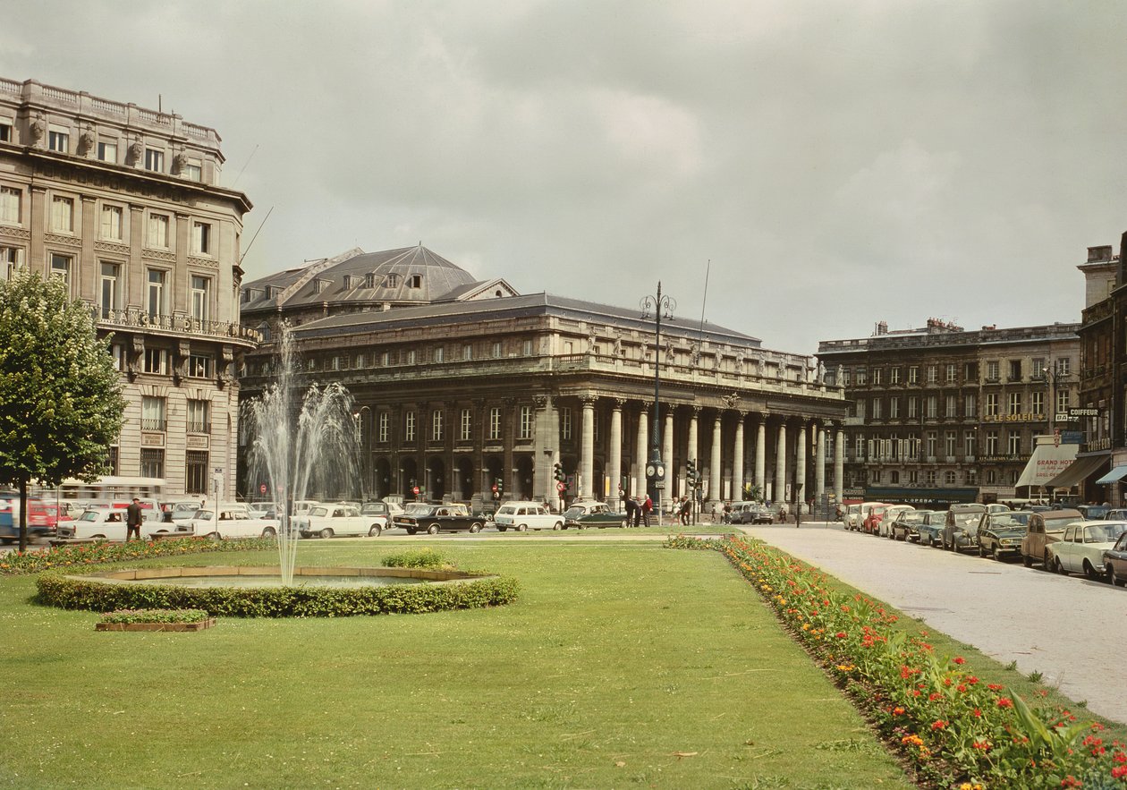 Het grote theater, gebouwd 1773-78 door Victor Louis