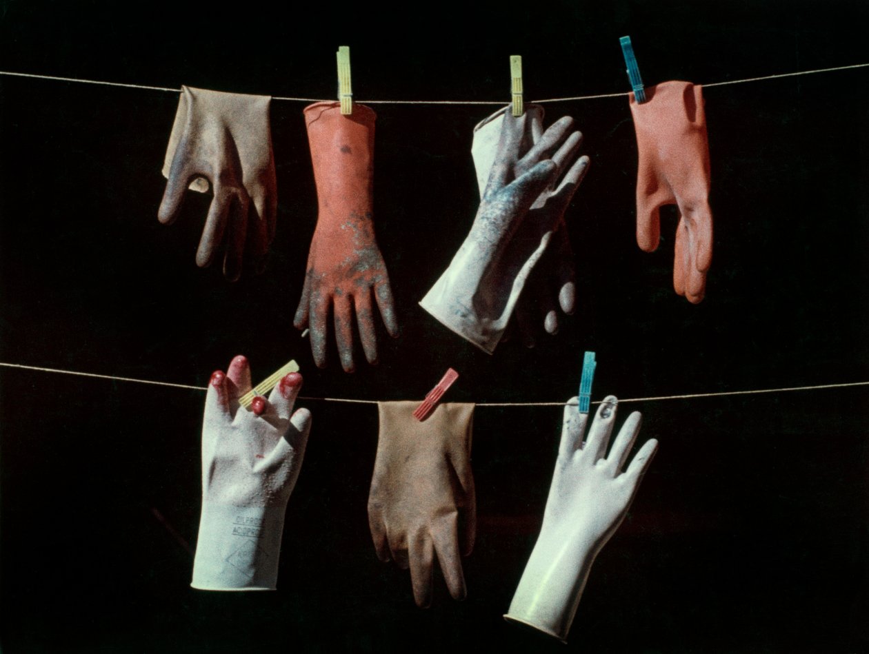 "Handschoenen." door Vincenzo Balocchi