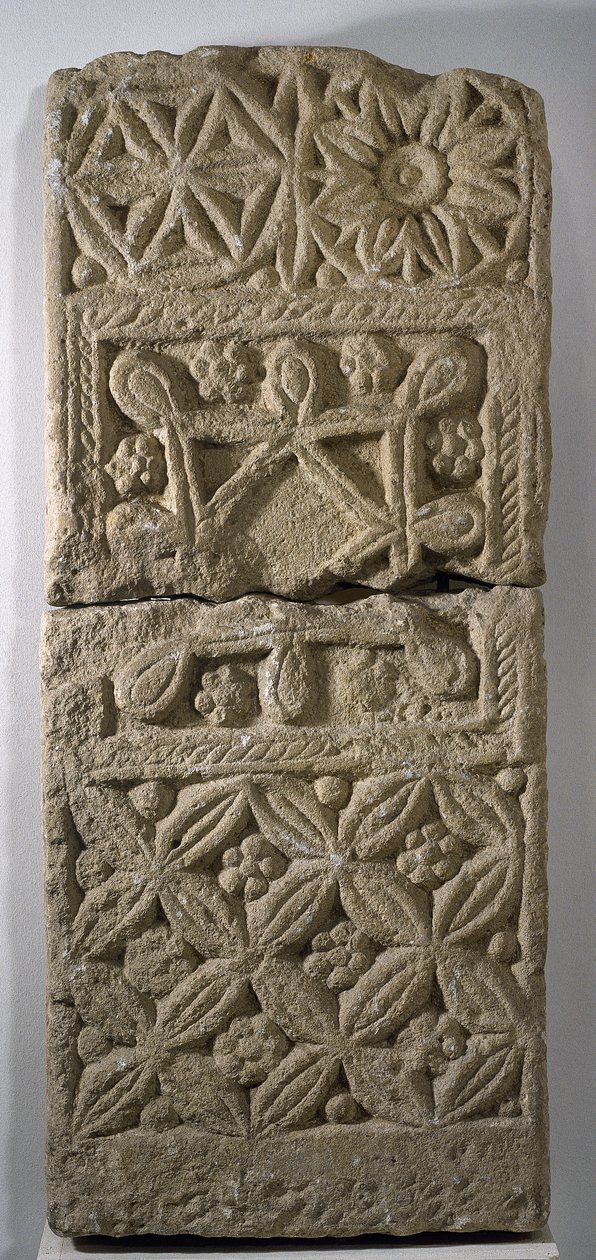 Visigotische grafsteen, 5e-6e eeuw door Visigothic