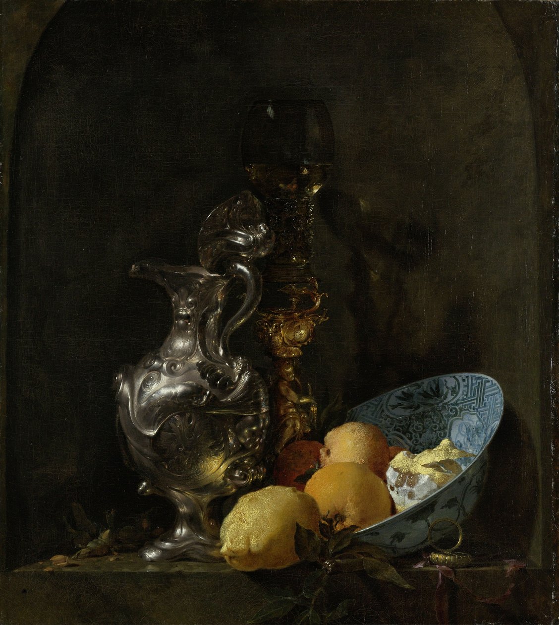 Stilleven met zilveren ooi door Willem Kalf