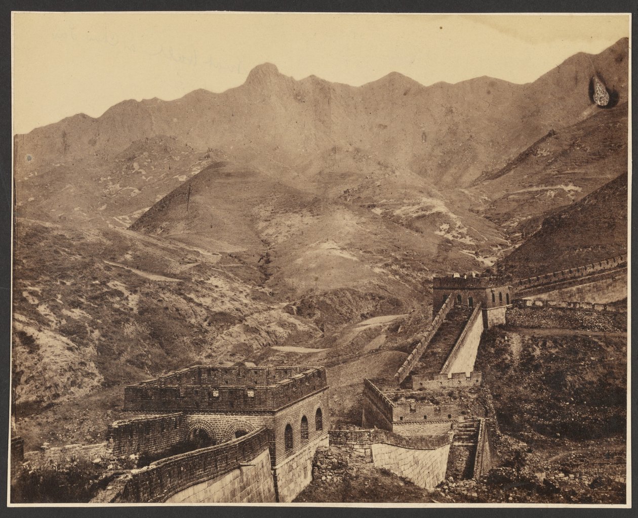 [Chinese Muur]. door William Saunders