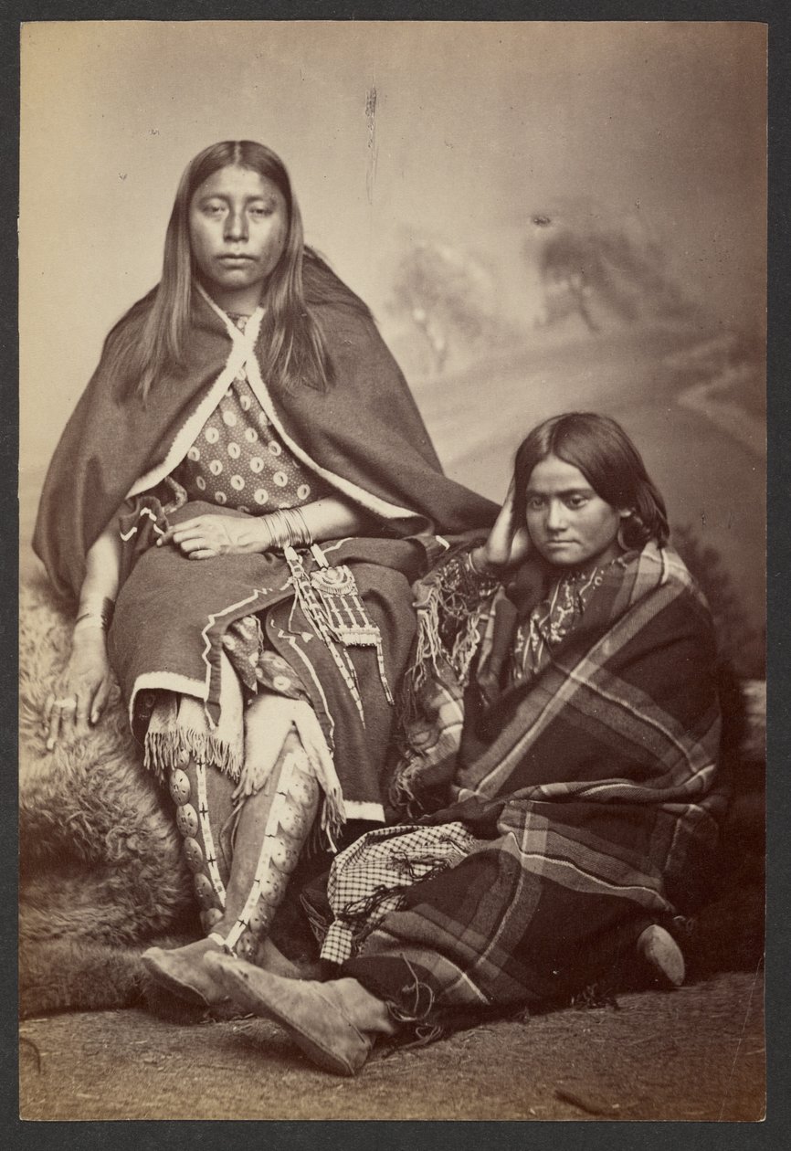 [Vrouwen van de Kiowa]. door William Stinson Soule