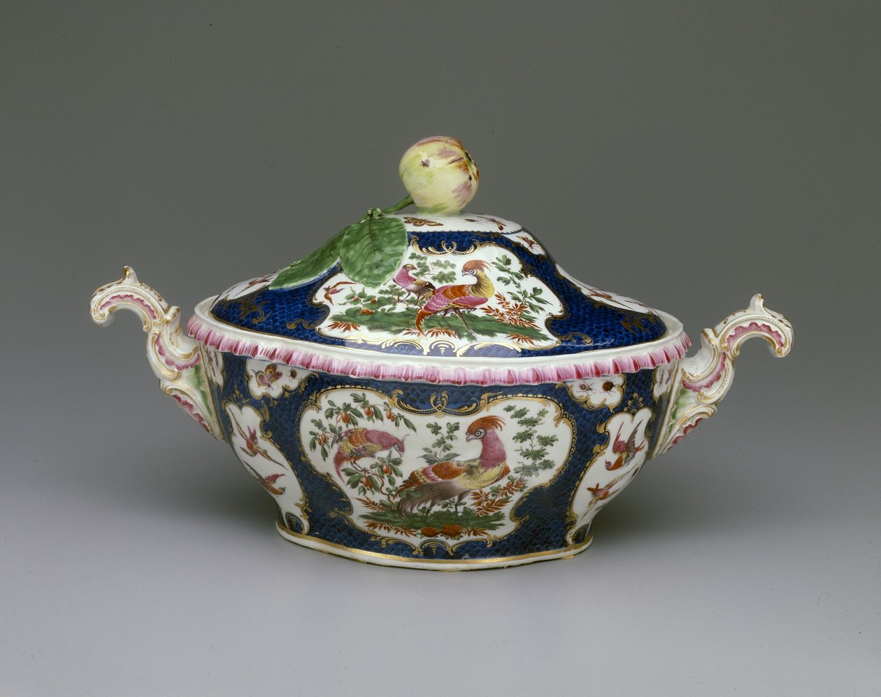 Terrine, ca. 1780 door Worcester Porcelain Manufactory