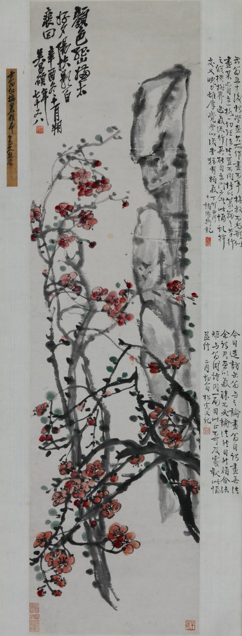 Rode pruimenbloesems en rots door Changshuo Wu
