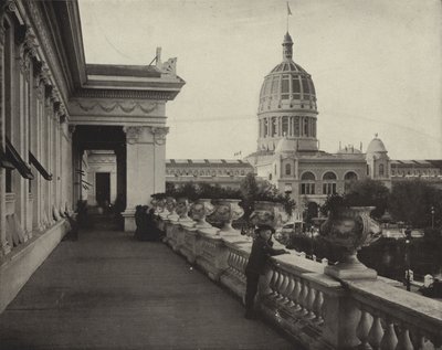 Oostelijke Veranda van het Vrouwengebouw door American Photographer