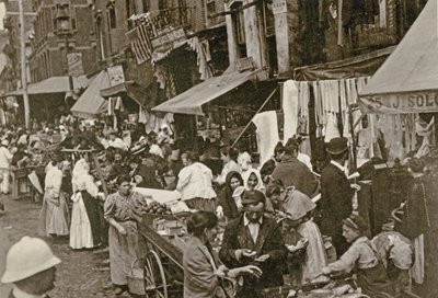 Hester Street, New York City, 1898 door American Photographer