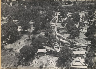 Liggend Boeddhabeeld en pagode, gezien vanuit de lucht door Anonymous