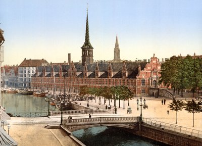 De Oude Beurs, Kopenhagen, 1890-1900 door Danish Photographer