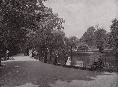 In Waterlow Park, Highgate door English Photographer