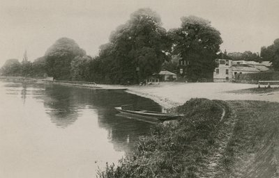 De Klokken van Ouseley aan de Theems door English Photographer