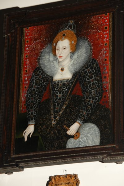 Elizabeth I (1533-1603), c.1590 door English School