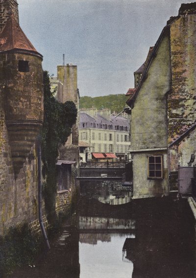 Quimper, oude huizen in de Pichery straat door European Photographer