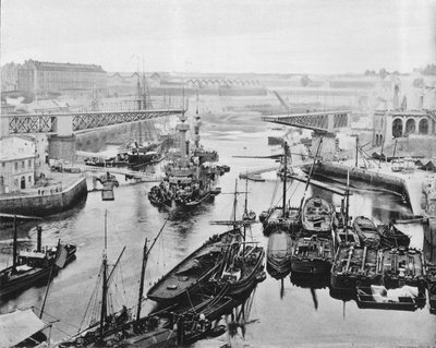 Brest - Le Pont Tournant door French Photographer