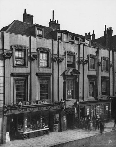 Shaftesbury House, Aldersgate Street door Henry Dixon