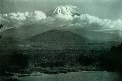 Fuji bij zonsopgang, 1910 door Herbert Ponting