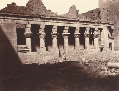 Philae, Binnenhof, Westelijke Colonnade door Louis de Clercq