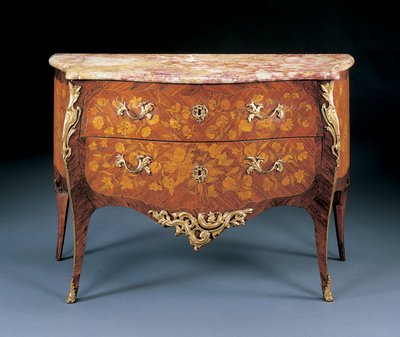 Louis XV commode, midden 18e eeuw door Pierre Roussel