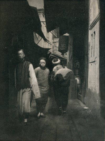 Een Straat in China, ca. 1927 door Reginald Belfield