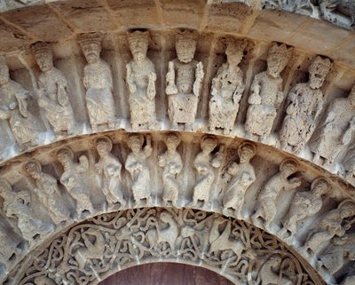 (detail) door Romanesque