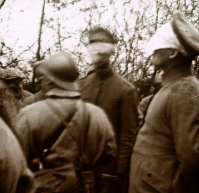 Geblinddoekte soldaten, november 1918 door Unbekannt