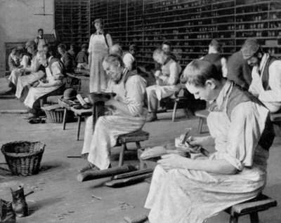 Schoenmaken, Earlswood Asylum, Reigate, 1904 door Unbekannt