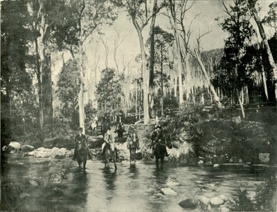 De rivier oversteken, nabij Buffalo Falls, 1901 door Unbekannt