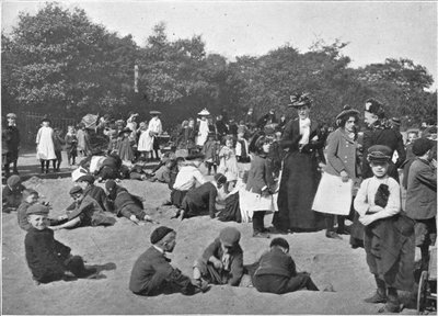 De zandbak, Victoria Park, Londen, ca. 1900-1901 door Unbekannt