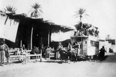 Tram, Kazimainweg, Bagdad, Irak, 1917-1919 door Unbekannt