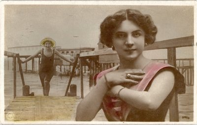 Vrouwen in badpakken, ca. 1908 door Unknown photographer