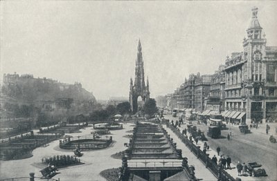 Princes Street, Edinburgh, 1910 door Valentine and Sons Ltd