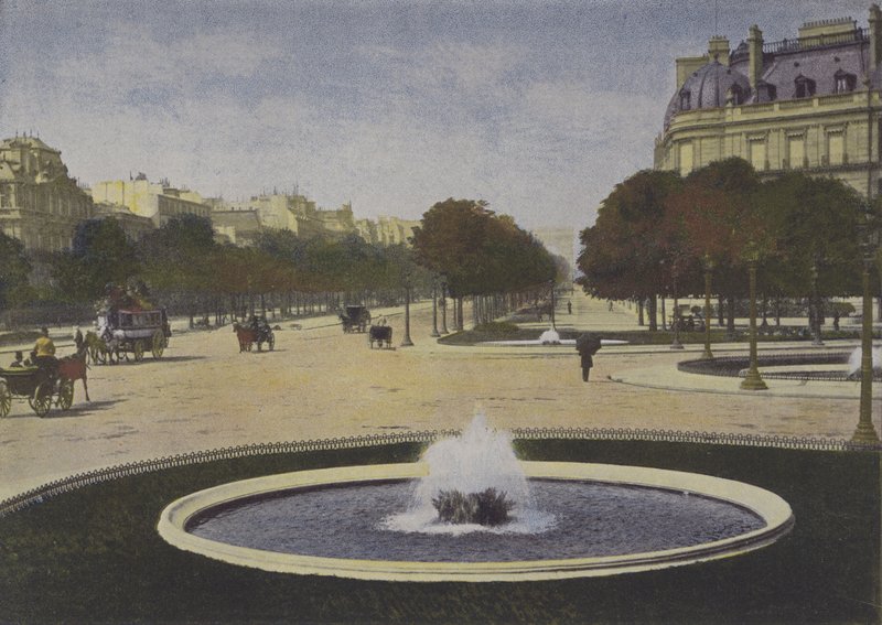Parijs, Rond-Point des Champs-Elysees door (after) French Photographer