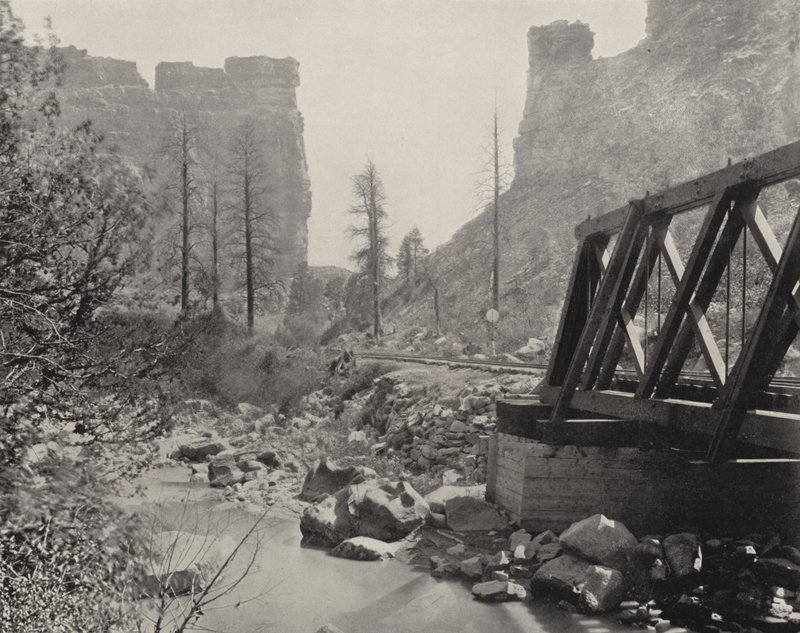 Castle Gate, Utah door American Photographer (after)