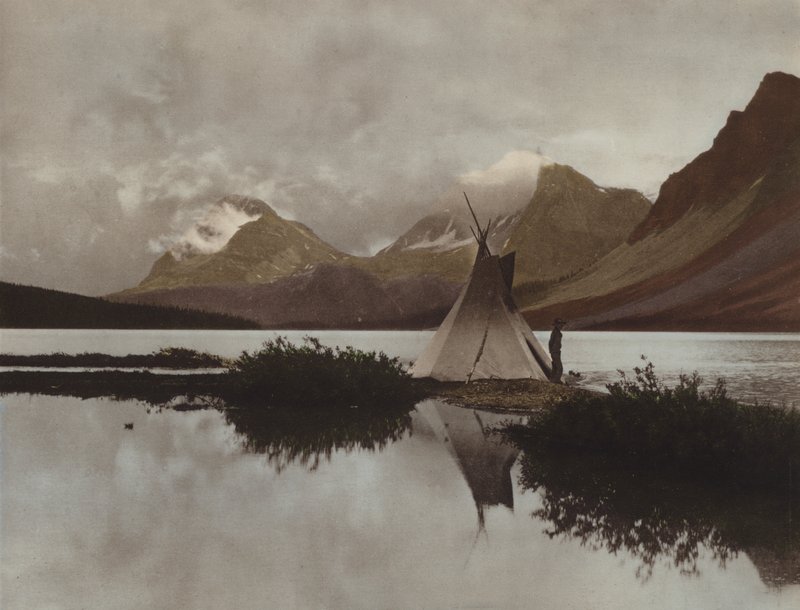 Bow Lake door Byron Hill Harmon