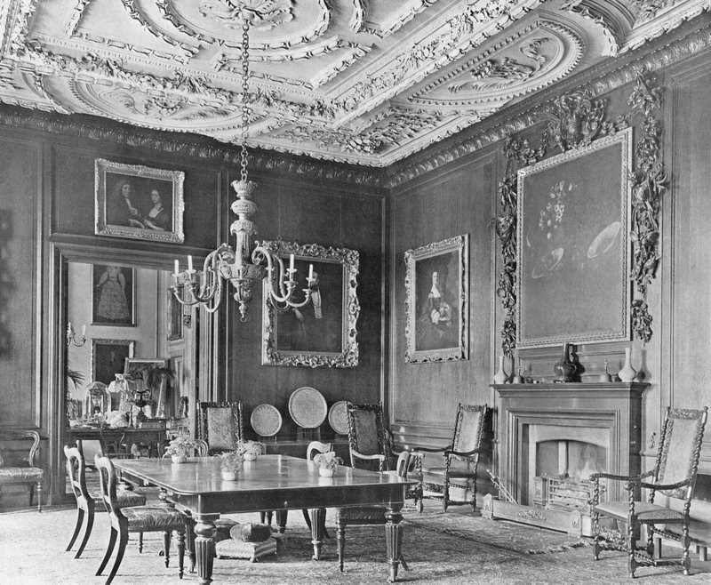 De Eetkamer door Charles Latham