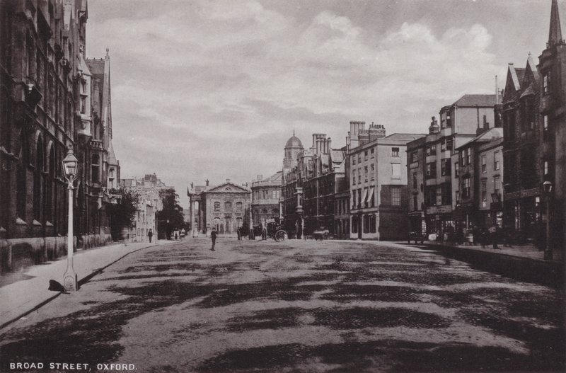 Broad Street, Oxford door English Photographer