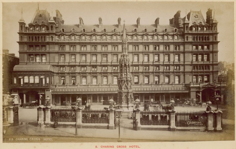Charing Cross Hotel, Londen door English Photographer