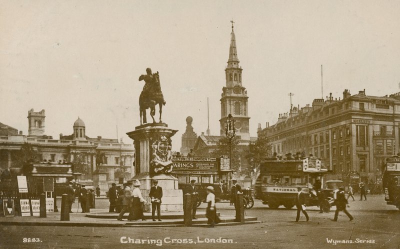 Charing Cross, Londen door English Photographer