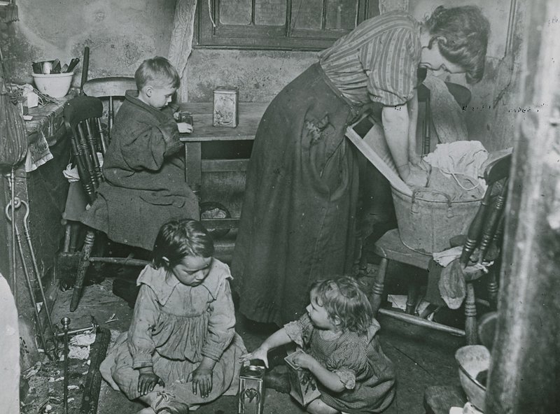 Kinderarmoede, Londen door English Photographer