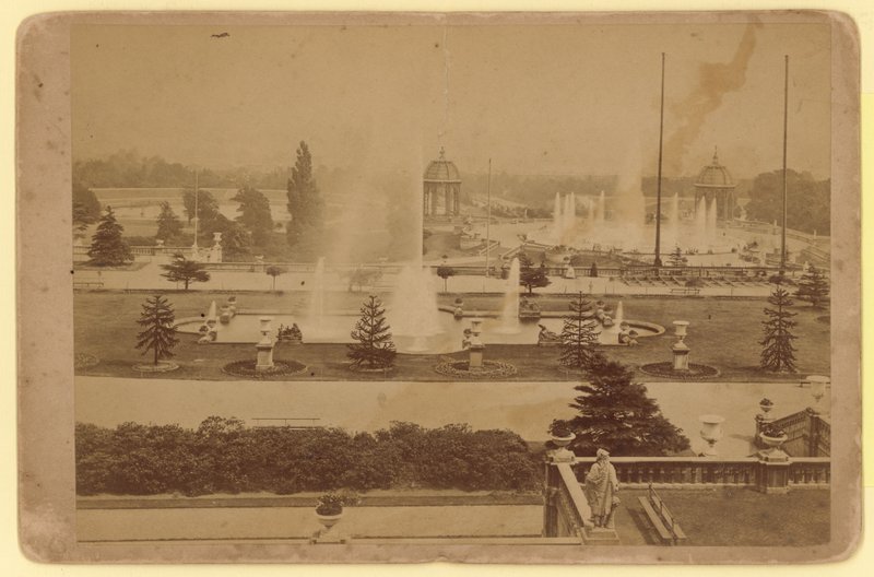 Crystal Palace, Sydenham, Londen door English Photographer