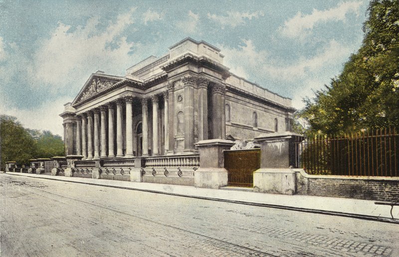 Fitzwilliam Museum door English Photographer