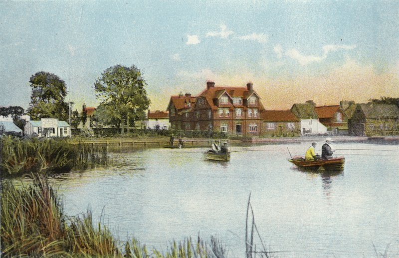 Horning door English Photographer