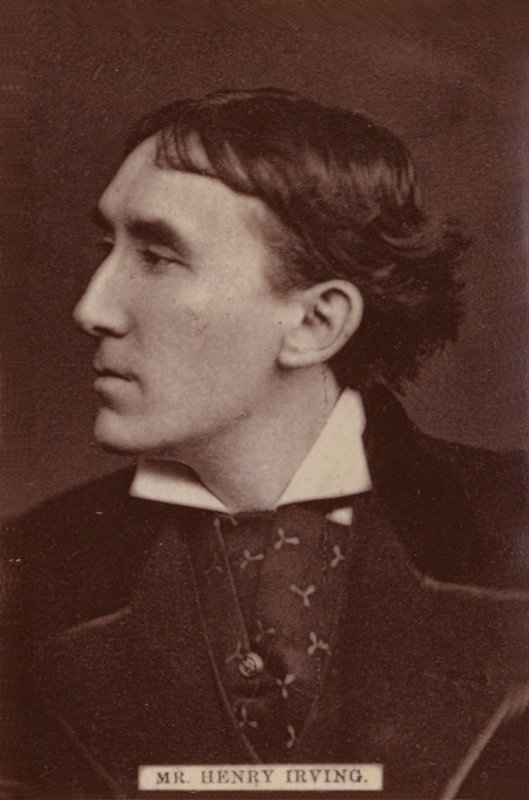 Mr. Henry Irving door English Photographer