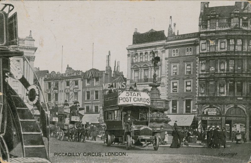 Piccadilly Circus, Londen door English Photographer